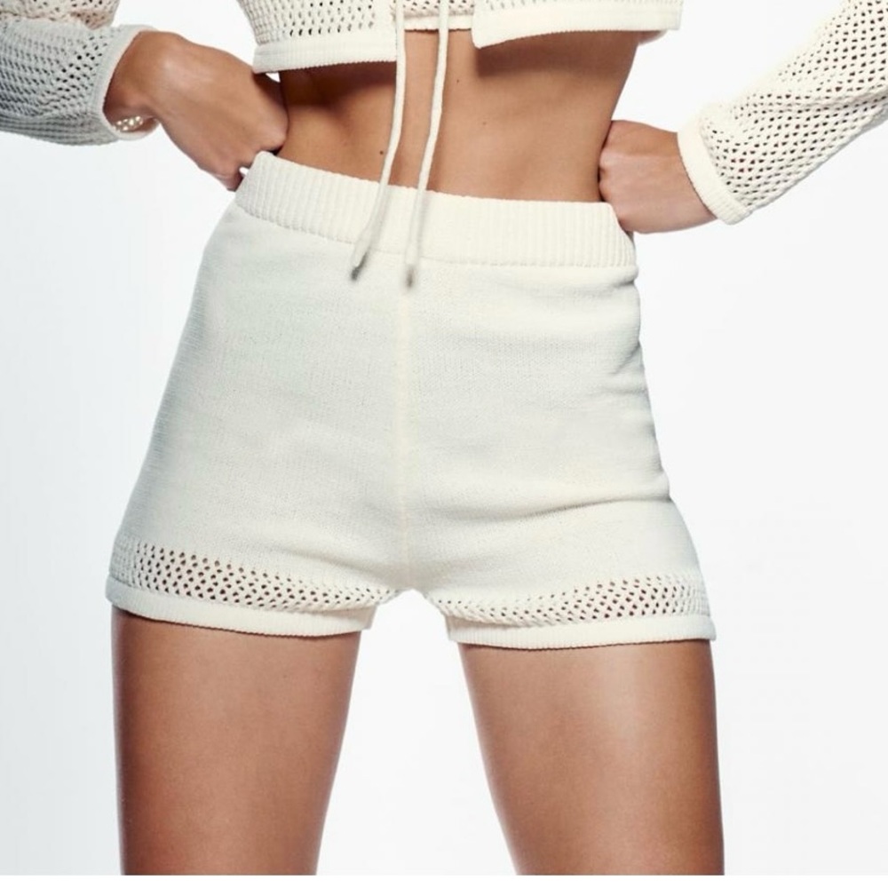 NWT Zara Woman’s Sz Small Shorts